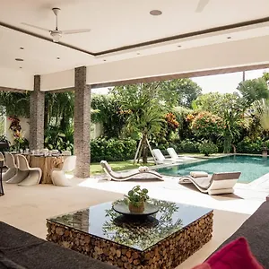 Tranquil 3-bedroom In Seminyak (Bali)