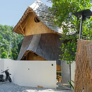 Bambu River House Villa