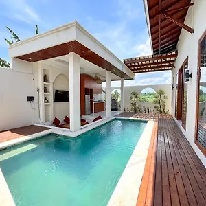 Kelapa 2 Villa Mambal
