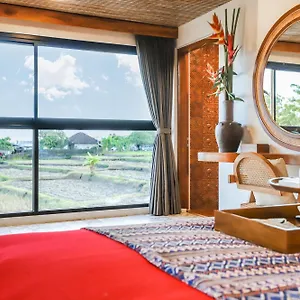 Villa Rasasvada - Bdr With Living Rm&pool - Free Transport *