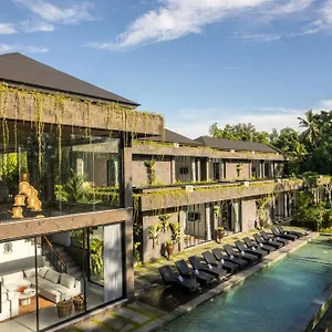 Hotel The Garden 4*