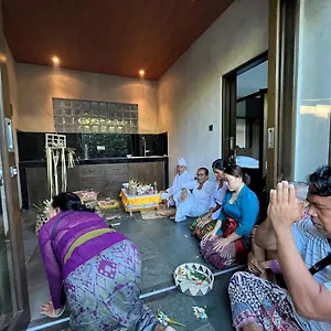 Badra House *
