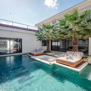 Villa Mj Modern Luxe 4br With Big Pool & Rooftop *
