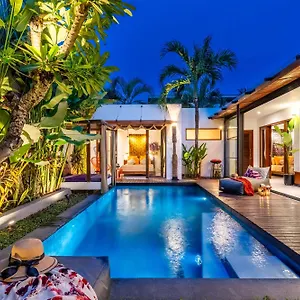 Tropical Haven Villa: Seminyak Oasis With Private Pool Villa *
