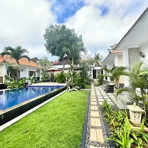 Guest house Adi Abian *