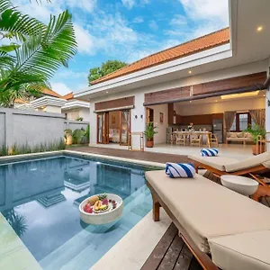Villa Sunterra 3- Luxury 3bedroom In Canggu With Private Pool - Exclusive Special Promo