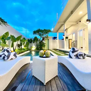 Kiana - Chic2brescape, Rooftop, View, Pool, Nrbeachcafe, Villa *