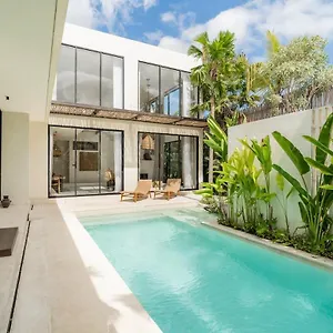 Minimalist Luxurious 3 Bedroom In Canggu Villa
