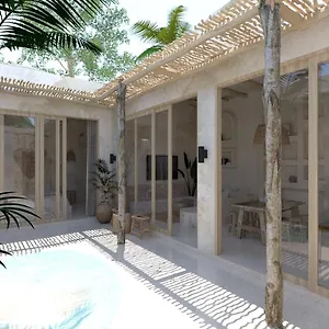 Nalu Yani-charming1br In Kedungu Near Beach&cafe Villa Tanah Lot (Bali)