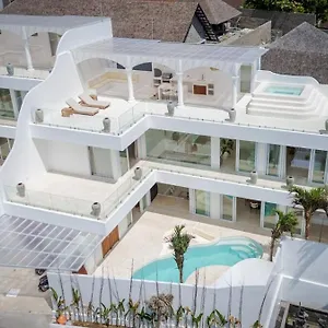 Casa Auma Stunning 4 Bedroom In Canggu Denpasar (Bali)