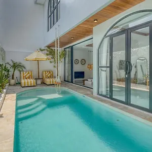 The Coral 3 Bedroom Brand New In Umalas Villa *