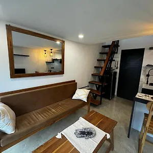 Tari #5 Apartment Uluwatu (Bali)