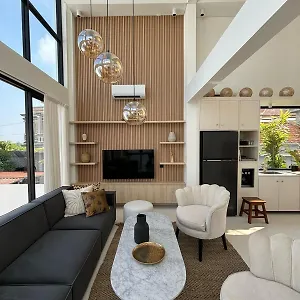 Modern Stylish 2-br In Buduk Villa Dalung (Bali)