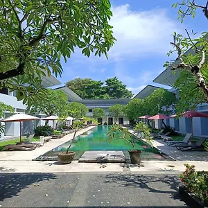 Hotel Kuta Living By Kamara