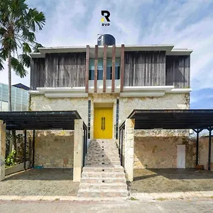 Spacious 1-bedroom With 850sqm Of Stylish Space Villa Badung (Bali)