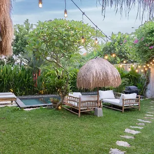 Villa Keluarga- Your 2Br Island Getaway In Canggu Canggu (Bali)