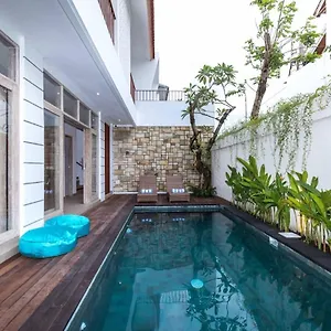 Villa Condolence Lux In Padonan *