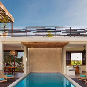 Villa Melko Stylish 4br With Pool & Rooftop Lounge