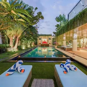 Viva Lavida 4 Bedroom Huge Cyn Villa *