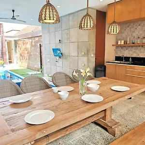 Villa Large With Pool & Wifi By 2ndhome