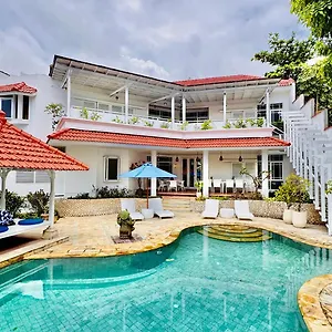 Emerald Luxury & Comfort In Nusa Dua (Bali)