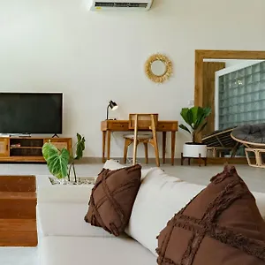 Pelangi - 2br Near Villa