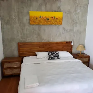 Villa Oemah Ozzy Badung (Bali)