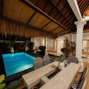 Stylish Tropical Barroso Shortcut Guest house *