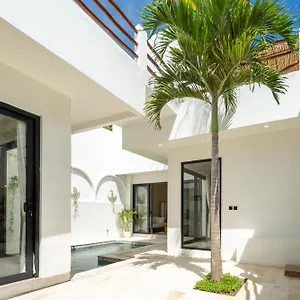 Le Blanc Villa