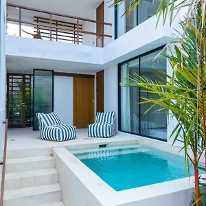 Apartment New Build Golden Pearl In Pererenan, Bali - Volcano View & Pool *