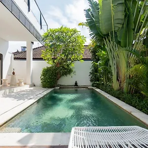 Arawan - Beautiful 3br In Kerobokan (Bali)