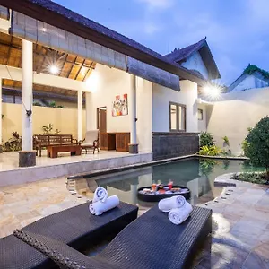 Putri Bali Villa *