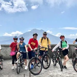 보트호텔 Downhill Cycling Ubud With Volcano, Jungle, Rice Terrace With Meals