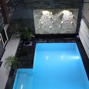 Hotel Harvest