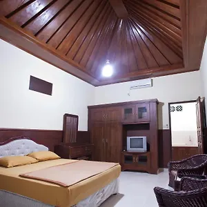 828 2* Denpasar (Bali)