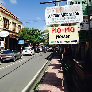 Guest house Pio Pio House *