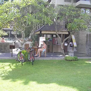 Hotel The Oasis Benoa Bali 4*