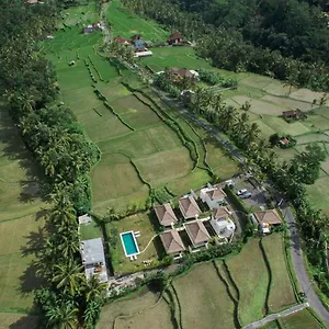 Kanomayasa Ubud Villa *