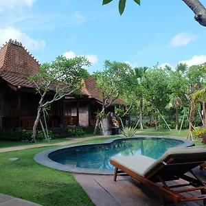 Hening Villa