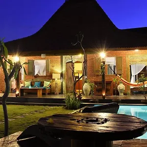 Kampung Coklat Villa BALI