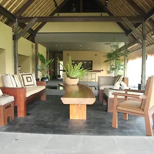 Villa Kelusa *