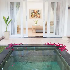 Villa Viona 6 Oberoi Villa *