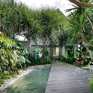 Lalaland Estate Villa Canggu (Bali)