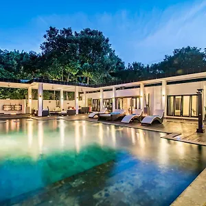 Stunning Lily Villa Lovina (Bali)