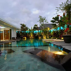 Cantik Villa Seminyak (Bali)