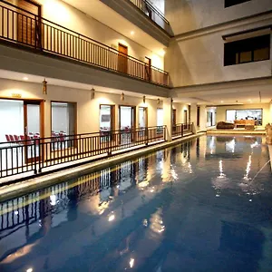 Hotel Green Villas And Spa