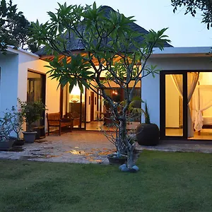 Puri Buri Villa