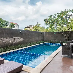 Zen Basic Taman Mulia Guest house 3*