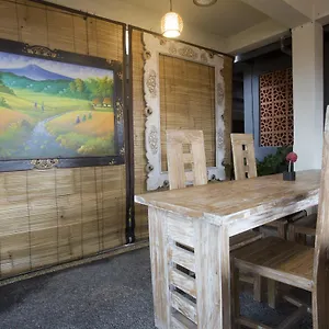 Poshtel Hostel