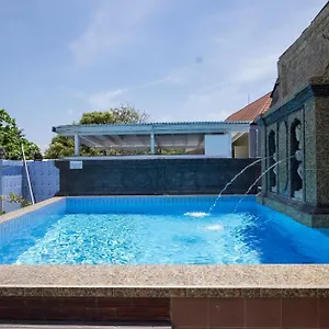 Reddoorz @ Cemara Sunrise Guest house Sanur (Bali)